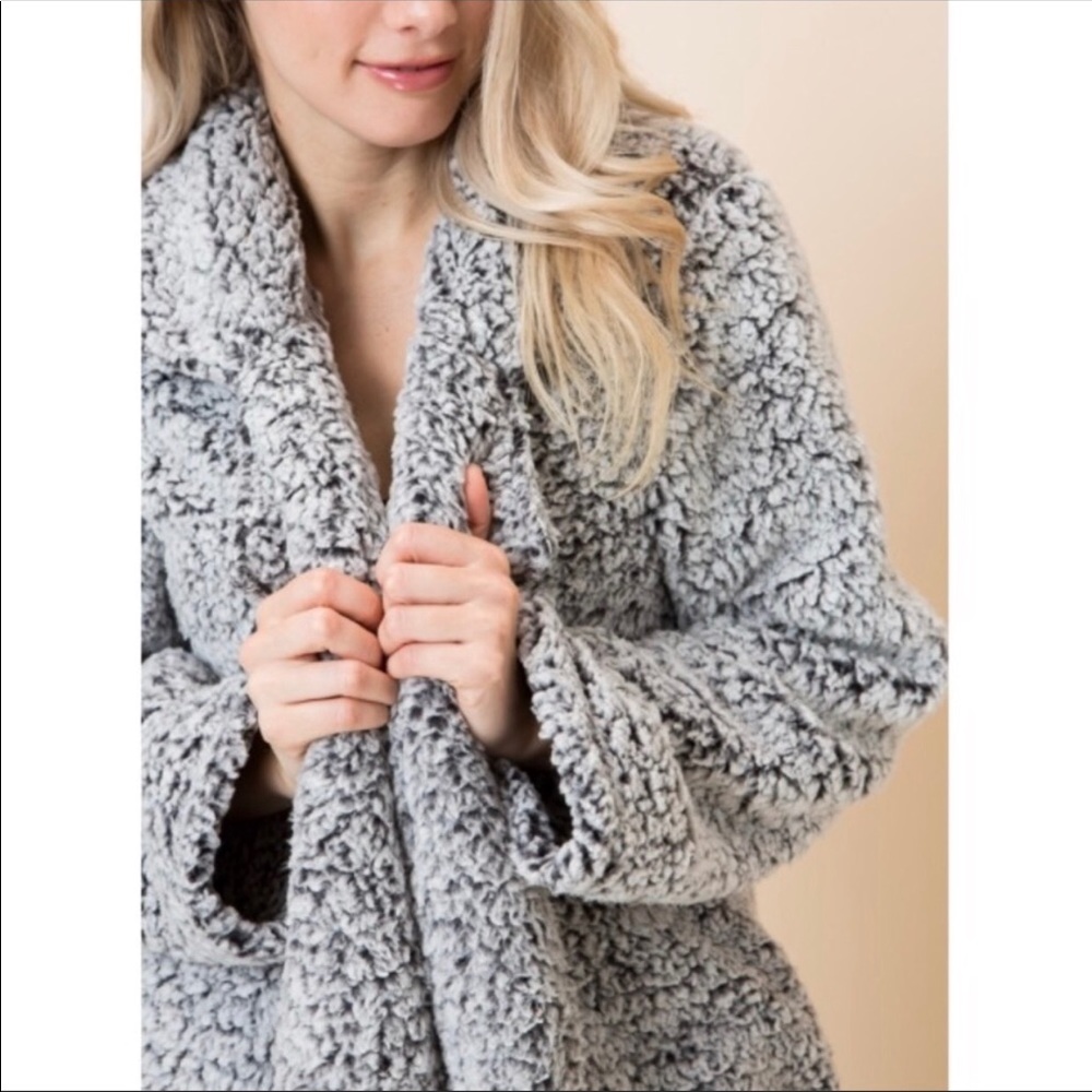 ✨LAST ONE✨Super Soft Two Tone Sherpa Long Coat - Picture 6 of 8